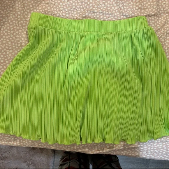 Future Collective by Gabriella Karefa-Johnson Set - Picture 2 of 3